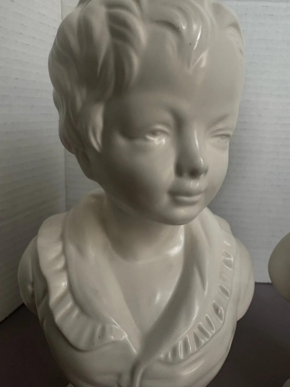 Vintage Ceramic Bust Sculpture Pair - Boy and Girl - Picture 4 of 11